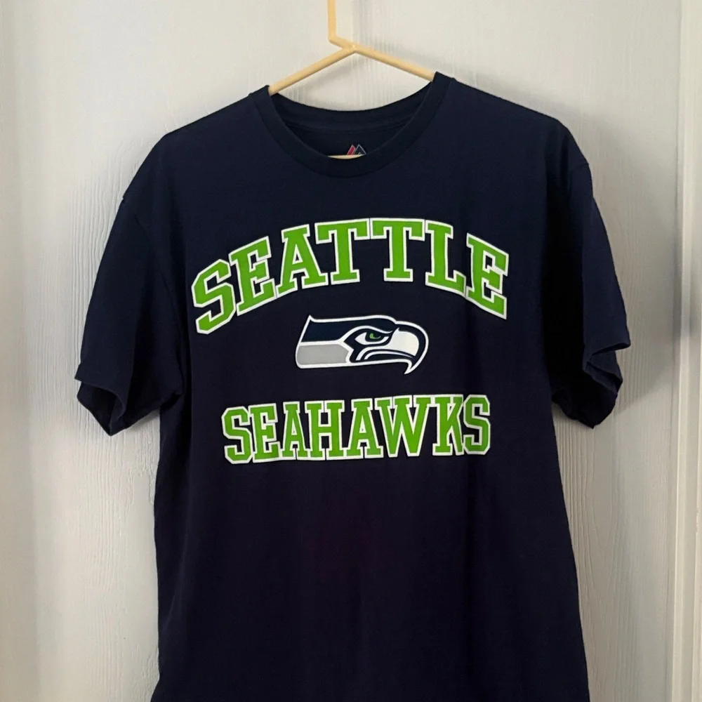 Majestic Navy Seattle Seahawks Short Sleeve Tee - Picture 1 of 2